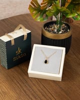 تعليقة نسائية تضمن لكِ إطلالة ساحرة