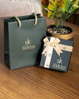 طقم استيل فاخر يعكس الأناقة العصرية