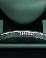 طقم نسائي زركون تناغم فاخر باللون الفضي