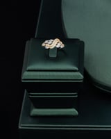 طقم نسائي زركون تناغم فاخر باللون الفضي والذهبي