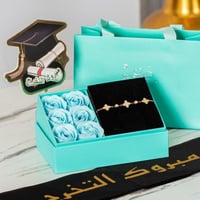 اضيفي لمسة أنثويه راقية الى طلتك مع هذا الاسوارة