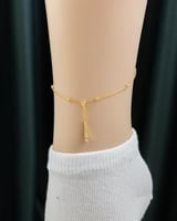 انثري سحر الأناقة مع هذا الخلخال الساحر لون ابيض