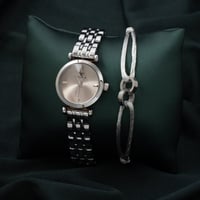 طقم ساعة وإسواره خيط جذابه باللون فضي كامل