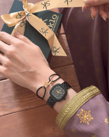 ساعة وإسواره عملية باللون الاسود