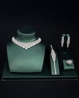 الطقم الفاخر والفصوص الزركون دقة الماس باللون الفض...