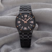 ساعة ستيل باللون الاسود