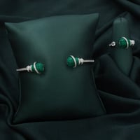 طقم اسوارة وخاتم باللون الفضي