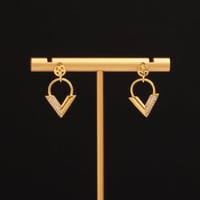 حلق نسائي تصميم براق