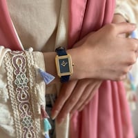 ساعة نسائية جلد فصوص زركون باللون الكحلي ميناء كحل...