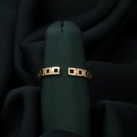 خاتم نسائي زركون بتصميم ملفت