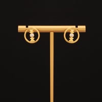 حلق نسائي تصميم متميز