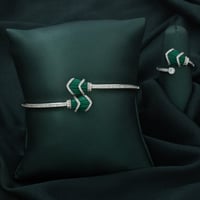 طقم اسوارة وخاتم باللون الفضي