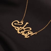 تعليقه تاخذك في عالم الجمال