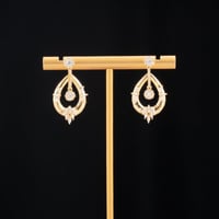 حلق نسائي جميل وملفت فاتن فضي