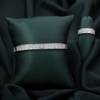 طقم اسوارة وخاتم باللون الفضي