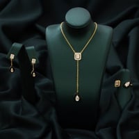 طقم لا غنى عنه في الإطلالات اليومية لطفلتك