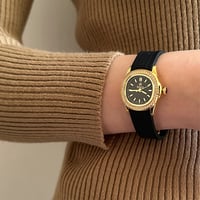 ساعة نسائية ربل فصوص زركون باللون الاسود ميناء اسو...