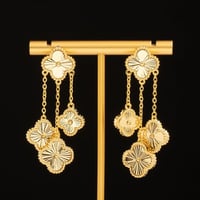 حلق نسائي جمال لاينتهي باللون الذهبي