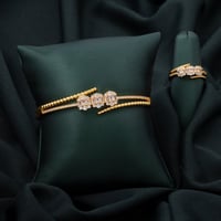 طقم اسوارة وخاتم باللون الذهبي