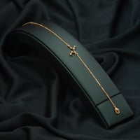 اسوارة ناعمة بتصميم ملفت ذهبي