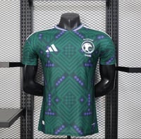 تيشيرت السعودية 26/25-نسخة لاعبين