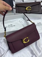 عنابي