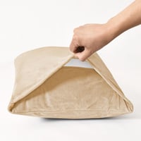 طقم بيت مخدة مخملي - 2 قطع - جمل