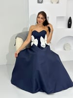 فستان سهرة فخم باللون الكحلي