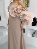 فستان ناعم متوفر باكثر من لون