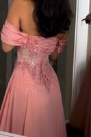 فستان سهرة بنكي مميز