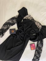 فستان اسود طويل سادة بشك