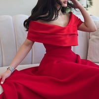 فستان احمر ناعم