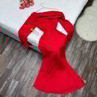 فستان احمر باربي