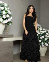 فستان اسود فخم