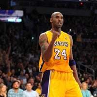 جيرسي كوبي براينت - الاصفر كلاسيك