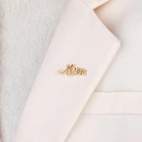 دبوس ممرض ذهبي