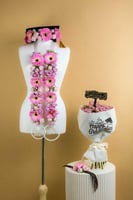 بكج فرحة التخرج - وردي 2025