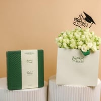 حكاية بيضاء