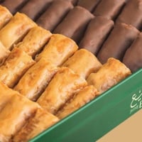 حكاية بيضاء