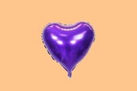 بالون هيليوم بنفسجي