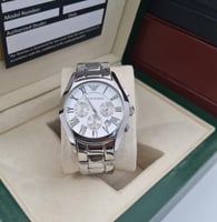 ساعة. امبوريو ارماني