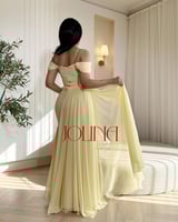 فستان اصفر فاتح