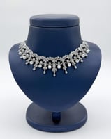 طقم اكسسوار بتصميم زهري جذاب