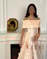 فستان سهرة سكري