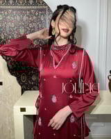 جلابية بلون عودي