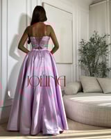 فستان بنفسجي