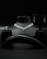 طقم اكسسوار زركون بتصميم أوراق ناعمة