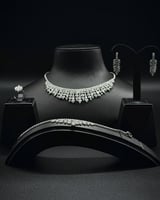 طقم اكسسوار بحبات متدلية