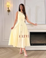 فستان اصفر ليموني بتطريز فصوص ناعمه