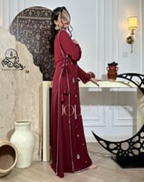 جلابية بلون عودي